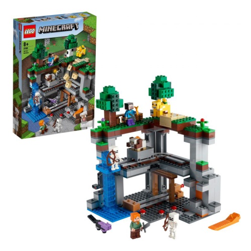LEGO Minecraft Конструктор "Первое приключение"